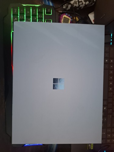 Microsoft surface laptop - surface,
